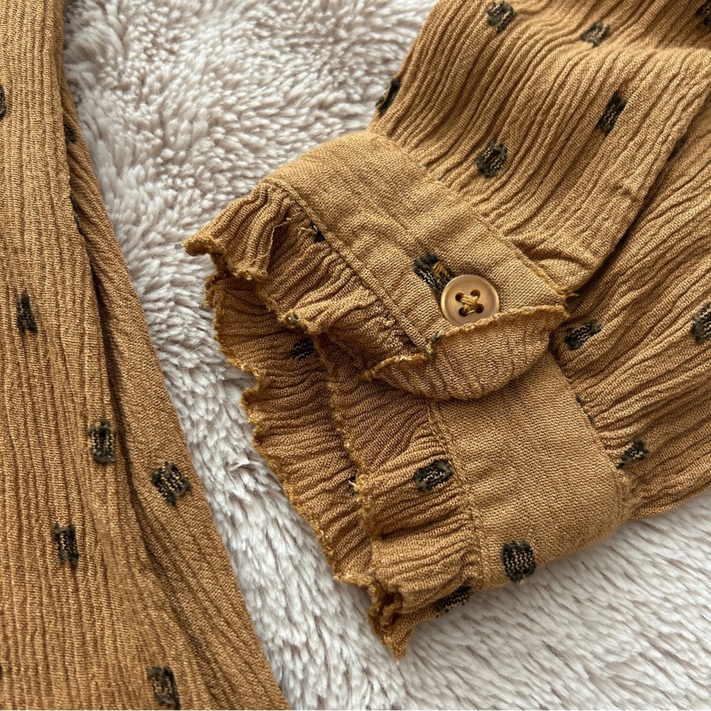 Wit and Wisdom Smocked Print Top, Caramel Latte Brown,‎ Size Small - Picture 9 of 9